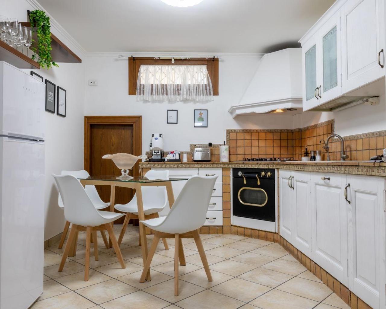 20 Min Aeroporto Fco - Casa Tranquilla Con Parcheggio Esterno Gratuito Acilia Extérieur photo